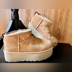 UGG Classical ultra mini platform